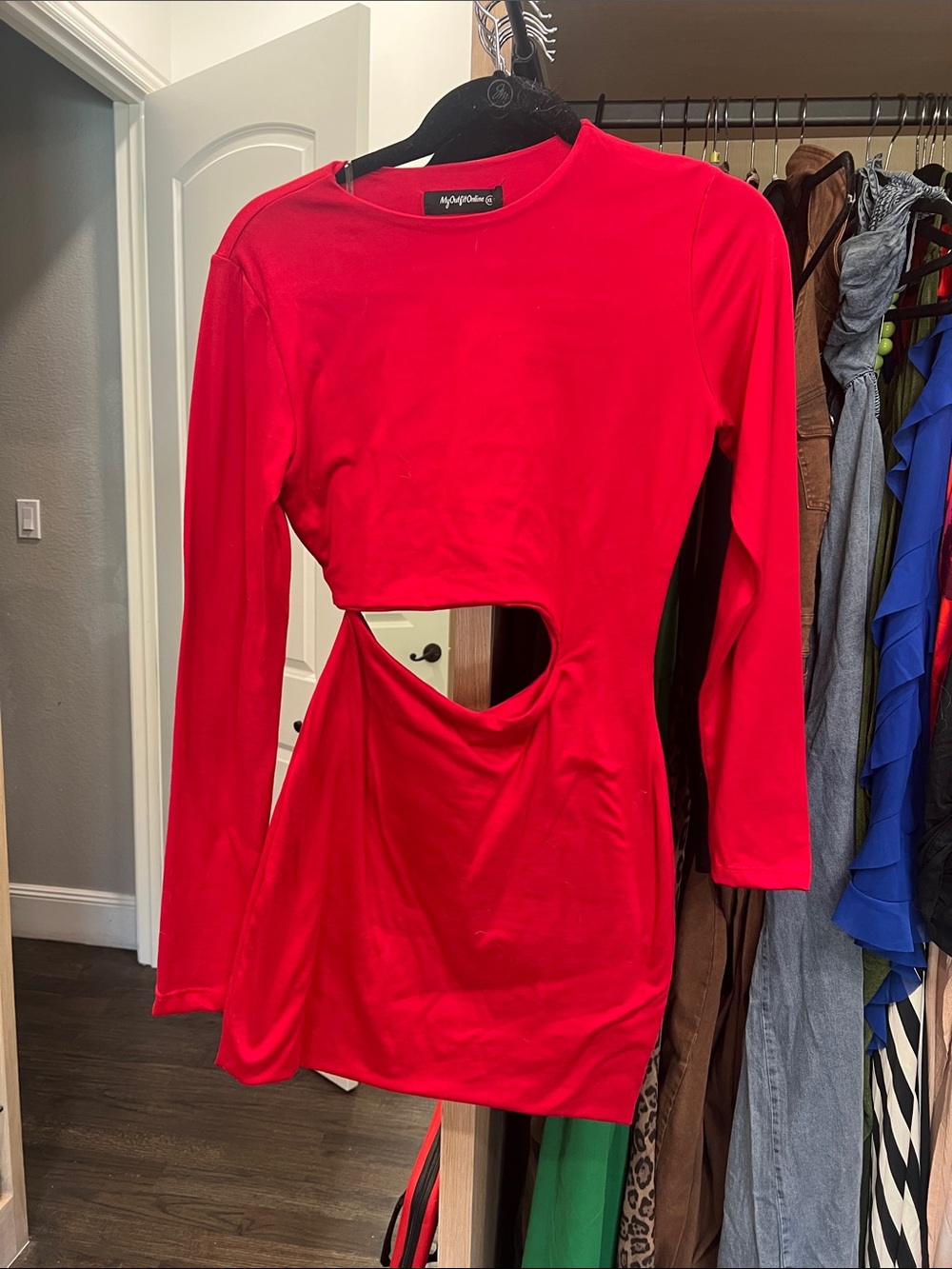 Asymmetric Cutout Long-Sleeve Tunic in Red